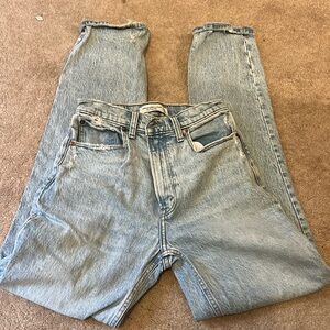 Abercrombie 90s straight ultra high-rise curve love jean